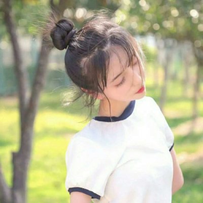 微信阳光可爱清新女生头像
