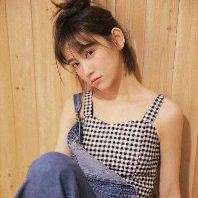 微信暖色调女生头像