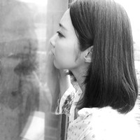 微信最新唯美黑白伤感风格女生头像合集下载