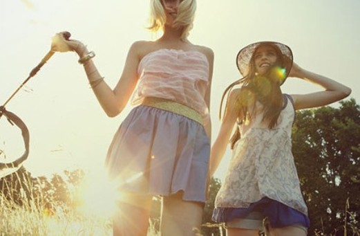 微信个性伤感风格朋友圈配图合集下载