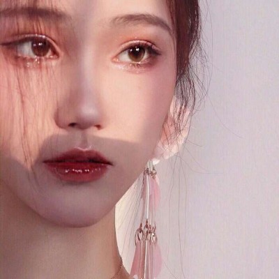 微信气质魅力女生头像
