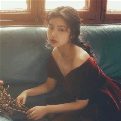 微信复古高冷港风女生头像