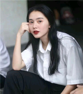微信复古高冷港风女生头像
