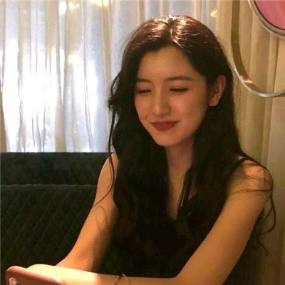 微信复古高冷港风女生头像