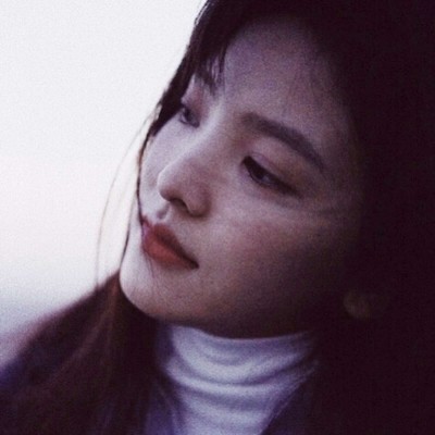 微信冷酷气质二次元女生头像