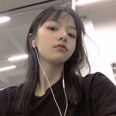 微信简洁软萌女生头像