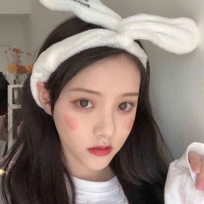 微信唯美清新女生头像