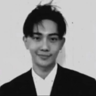 微信气质眼光男生头像