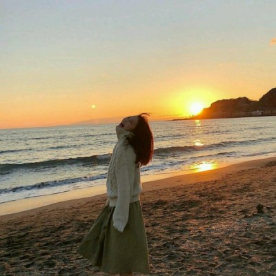 2019清纯可爱的微信女生头像套图下载