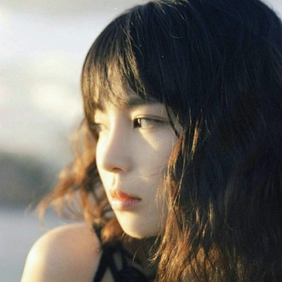 2019清纯可爱的微信女生头像套图下载