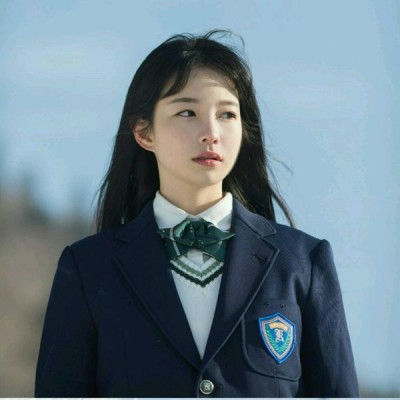 2019清纯可爱的微信女生头像套图下载