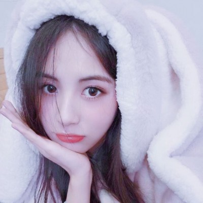 2019情人节伤感女生主题微信头像合集下载
