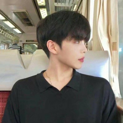 儿童节帅气的个性男生微信头像合集下载