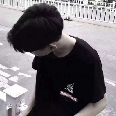 儿童节帅气的个性男生微信头像合集下载