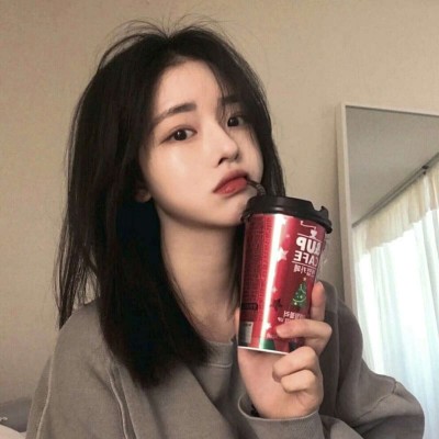 微信简约佛系女生头像
