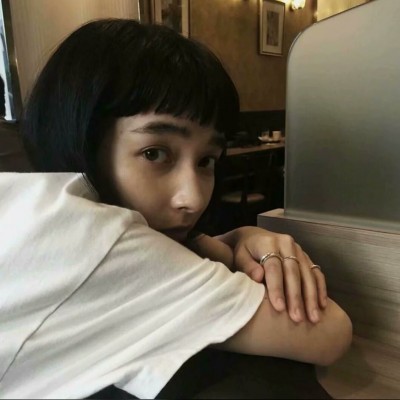 超拽的微信个性女生微信头像合集下载