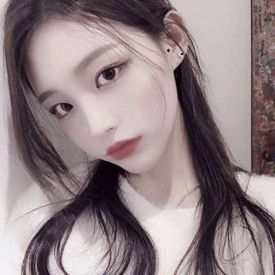 微信网红高冷女生头像