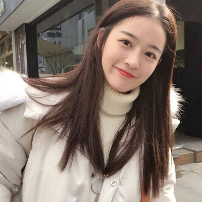 微信搞怪气质女生头像