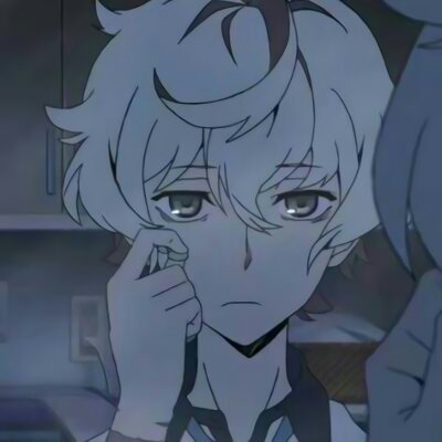 微信阳光迷人帅气二次元男生头像