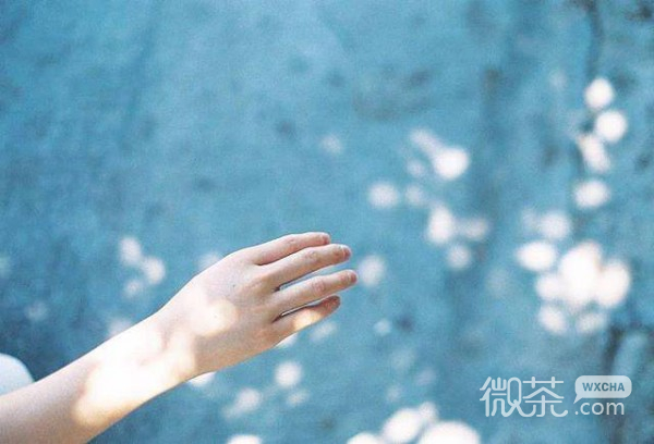 让人心情愉悦的微信唯美朋友圈签名图片合集下载
