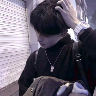 95后霸气帅气的男生系列微信头像合集下载