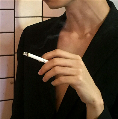 微信超拽非主流冷酷男生部位头像