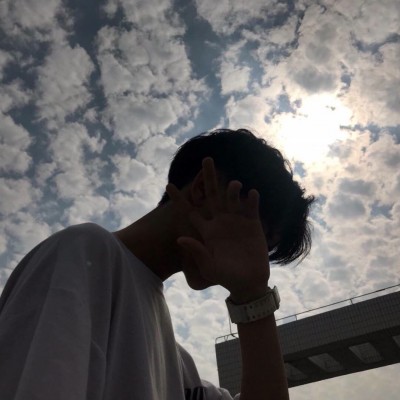 忧郁小忧愁微信个性男生头像合集下载