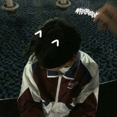 忧郁小忧愁微信个性男生头像合集下载