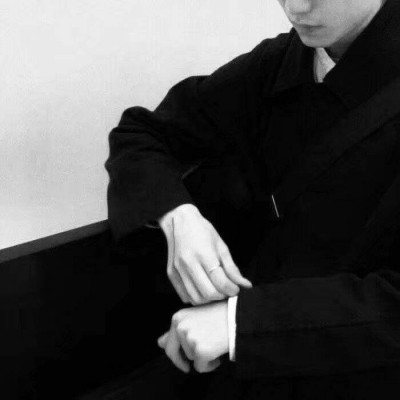 忧郁小忧愁微信个性男生头像合集下载