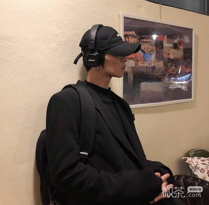 微信好看非主流冷酷性感男生头像