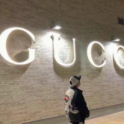 微信甜蜜搞怪浪漫情侣头像