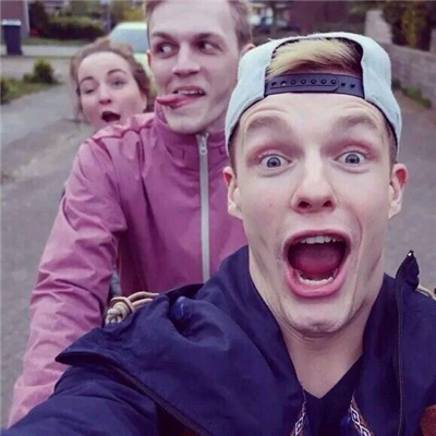 微信霸气冷酷欧美男生头像