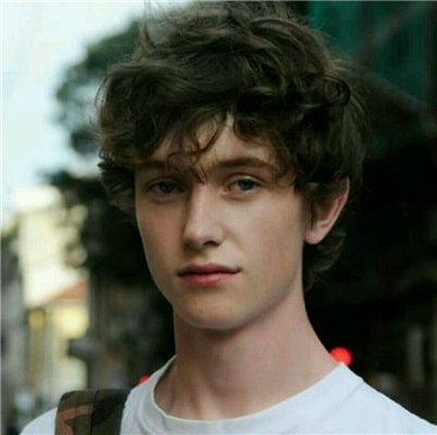 微信霸气冷酷欧美男生头像