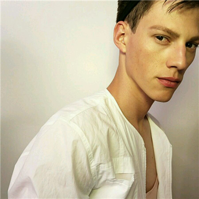 微信霸气冷酷欧美男生头像