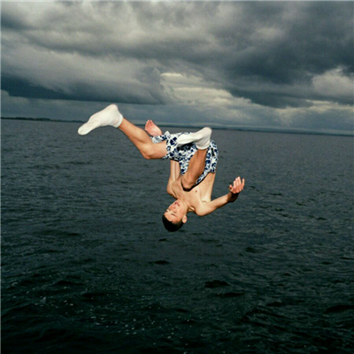 微信霸气冷酷欧美男生头像