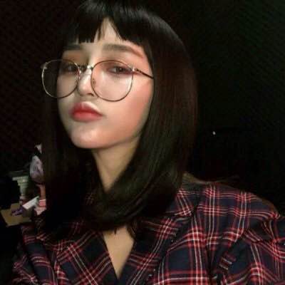 微信黑暗丧系女生头像