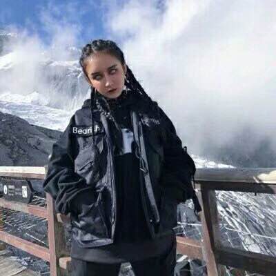 微信黑暗丧系女生头像