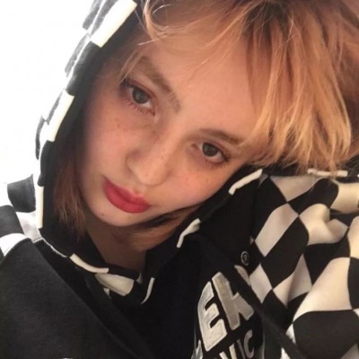 帅气个性的欧美非主流微信女生头像合集下载