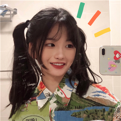 微信时尚迷人性感女生头像