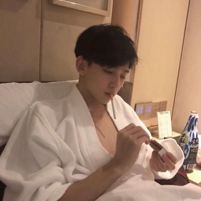 唯美伤感意境微信男生头像套图下载