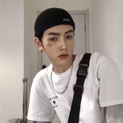 唯美伤感意境微信男生头像套图下载