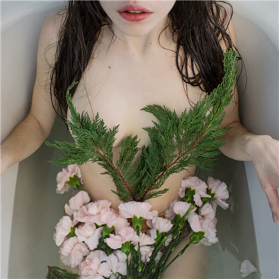 微信非主流重口味冷酷欧美女生头像