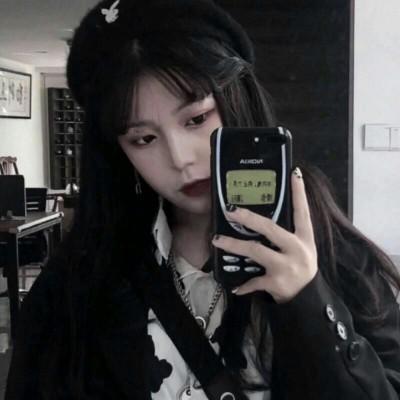 2019微信幸福文雅的女生系列头像合集下载