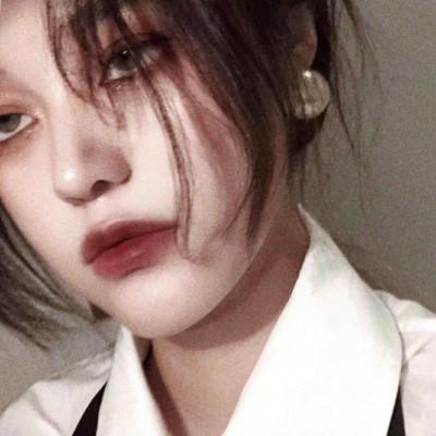 唯美个性小清新风格的微信女生头像下载