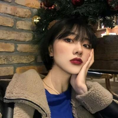 唯美个性小清新风格的微信女生头像下载