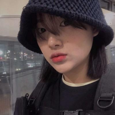唯美个性小清新风格的微信女生头像下载