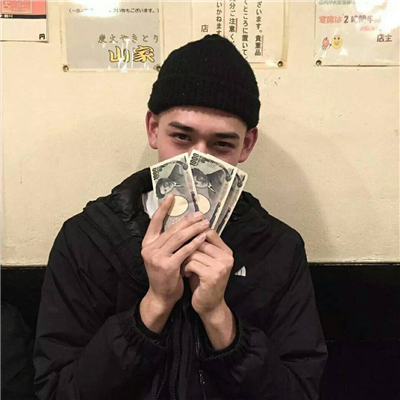 微信时尚冷酷男生头像