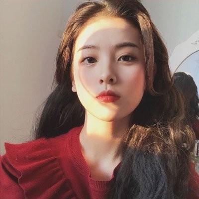 魅力好看的微信个性时尚女生头像合集下载