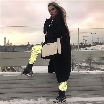 甜美卡哇伊的欧美女生系列微信头像合集下载