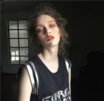 甜美卡哇伊的欧美女生系列微信头像合集下载